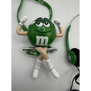 M&M's Groovy Green AM/FM Radio Speaker With Head Phone